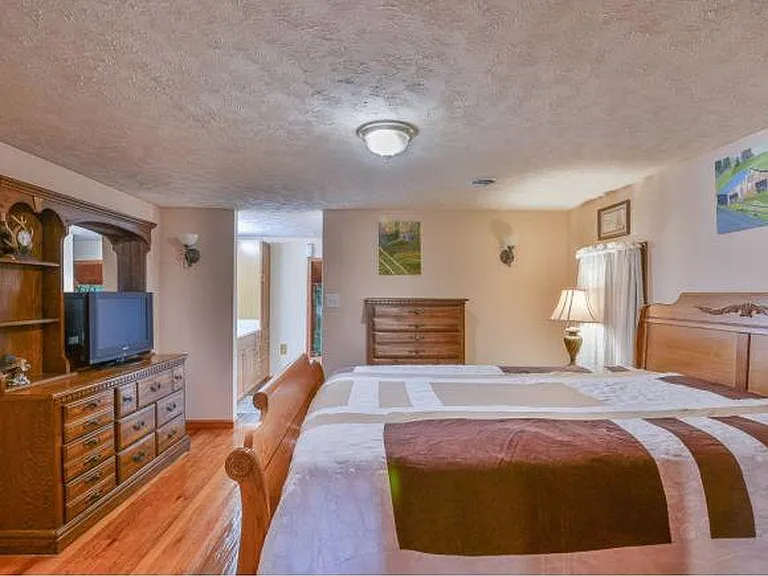 492 Olinger Dr — Photo 20