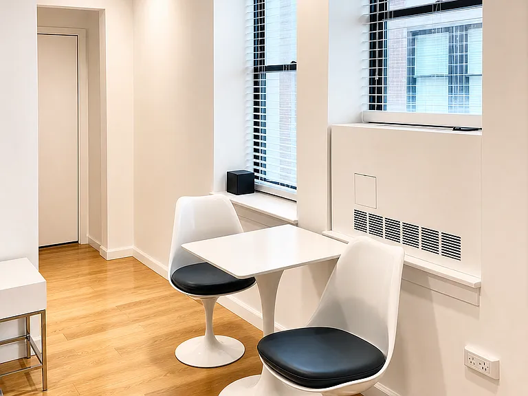 150 W 51st St #1628 — Photo 3