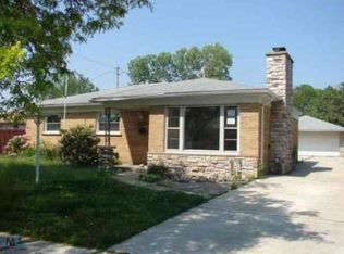 26545 Palomino Ave, Warren, MI 48089