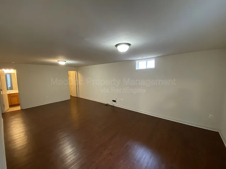 405 Pratt St — Photo 9