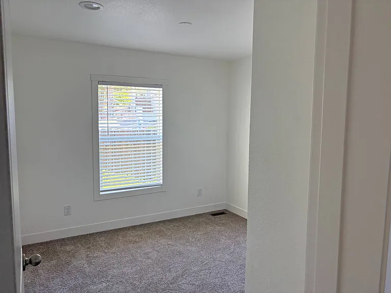 1700 State St #94 — Photo 18