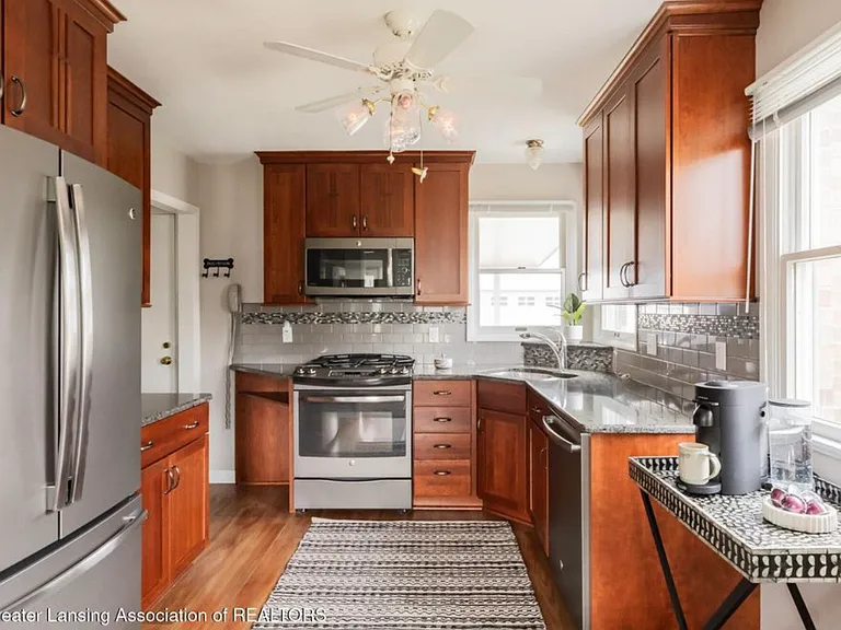 3716 Macon Ave — Photo 4