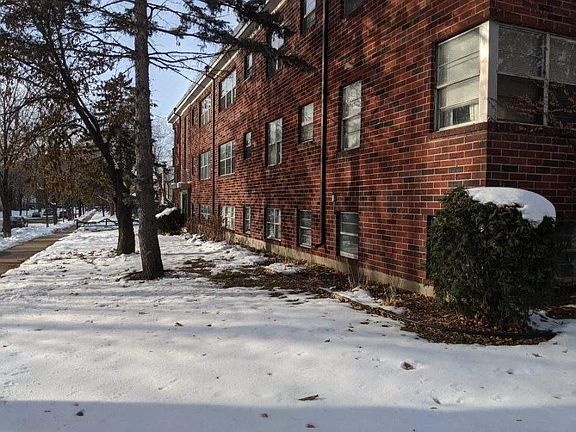 4th image of 589 Cleveland Ave S APT 9