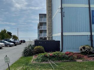 715 Washington Ave APT 9, Colonial Beach, VA 22443