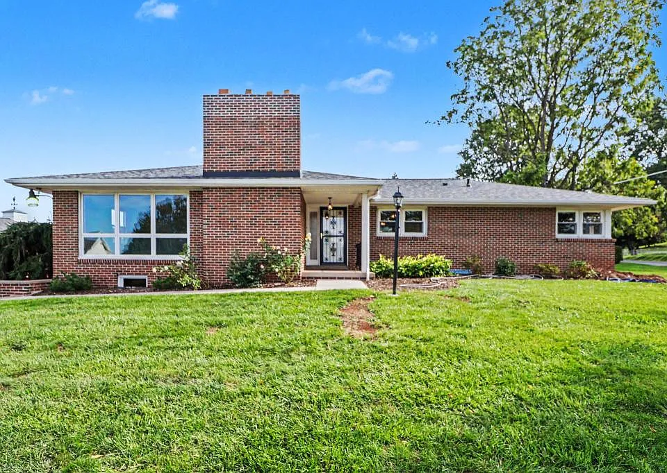 831 Limekiln Rd