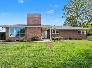 831 Limekiln Rd, New Cumberland, PA 17070