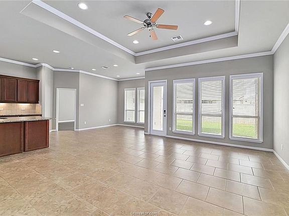 4th image of 2525 Warkworth Ln