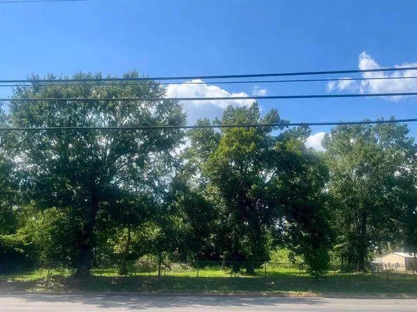 1301 S Bolton St, Jacksonville, TX 75766