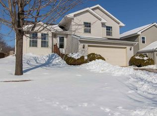 6913 Village Park Dr, Madison, WI 53718