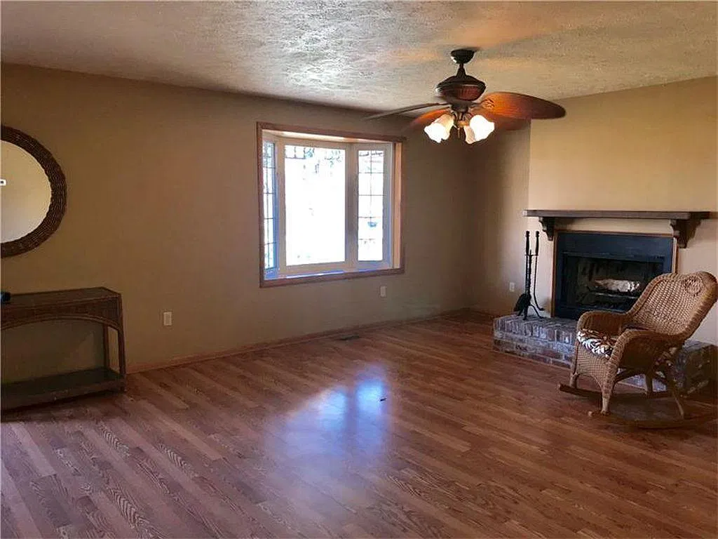 3 bed, 1536 sqft, $1,650 — Photo 4