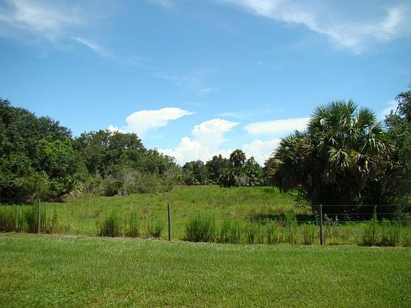 2nd image of 14207 SE 56th Cir