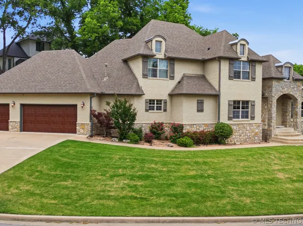 1803 E 122nd St S, Jenks, OK 74037