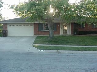 719 N Gebhart Church Rd, Miamisburg, OH 45342