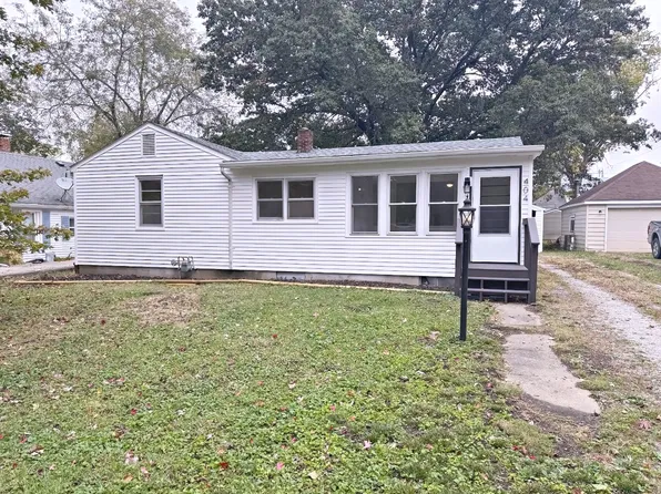 404 S 4th St, Saint Joseph, IL 61873