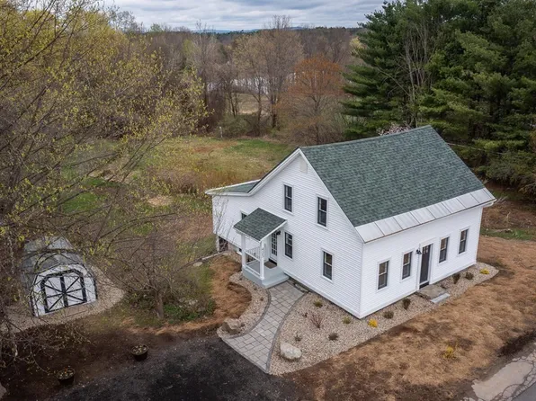 425 Federal St, Montague, MA 01351