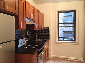 Rented by City Connections Realty