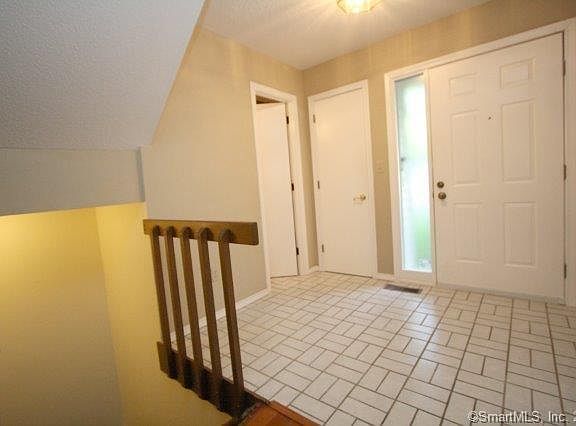 3rd image of 39 Uplands Way #39