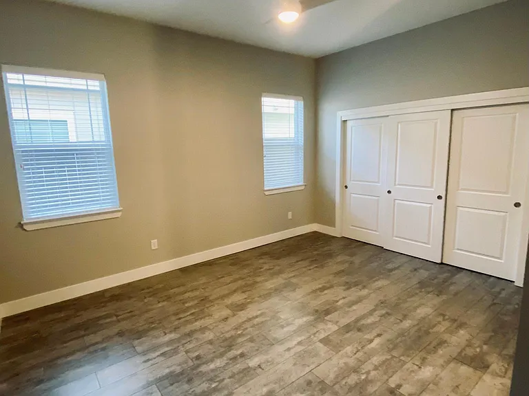 1326 Roycroft Ln #A — Photo 18