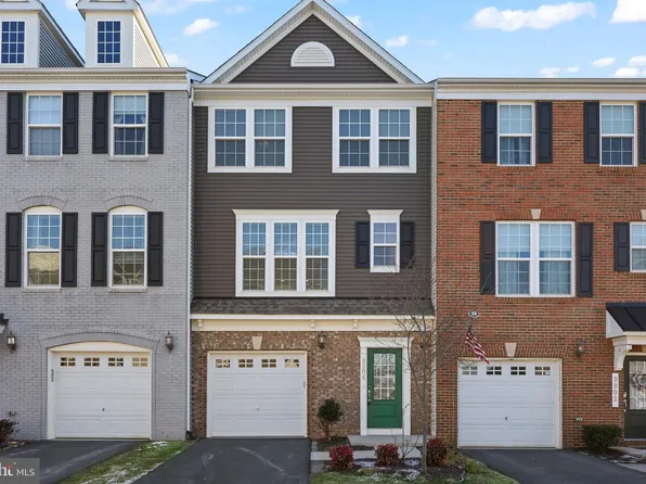 9904 Whitemoss Dr, Manassas, VA 20109