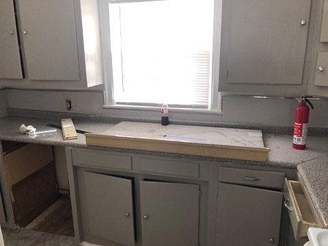 3rd image of 804 N Highland St