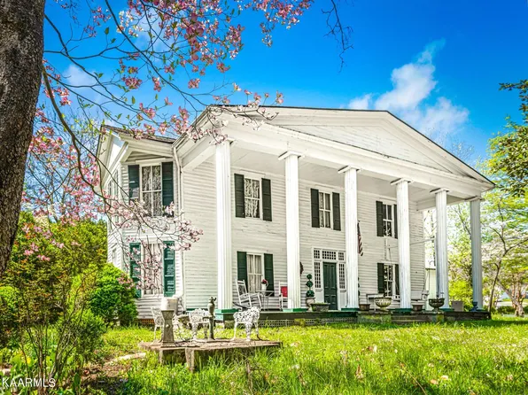 104 Morgan St, Oliver Springs, TN 37840