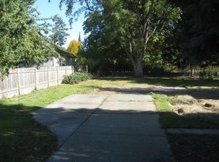 13945 SW Walker Rd, Beaverton, OR 97005