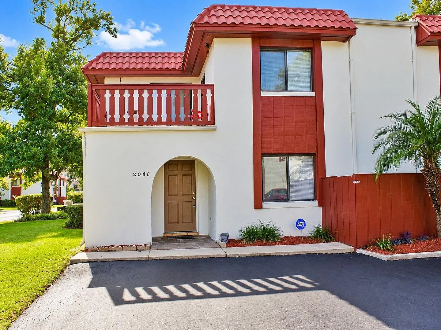 2086 Oak Meadow Circle, South Daytona, FL 32119 — Photo 2