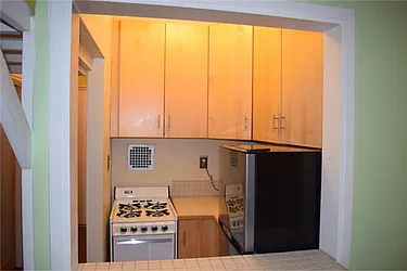 Rented by Metropolitan Res. Partners