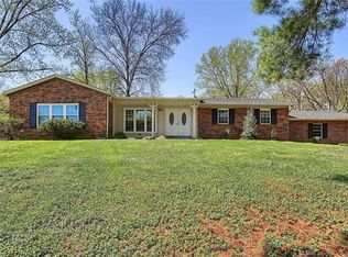 31 Elderwood Ct, Fenton, MO