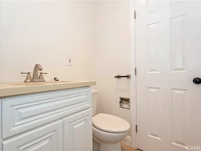 43617 Fern Ave — Photo 24