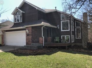 3547 SW Summerwood Ct, Topeka, KS 66614