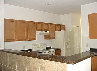 2935 NE 7th St #301 — Photo 5