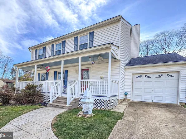 701 Snowdon Ln, Glen Burnie, MD 21061