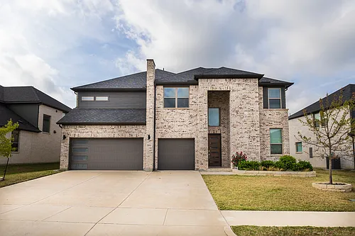 899 Panorama Dr Photo 1