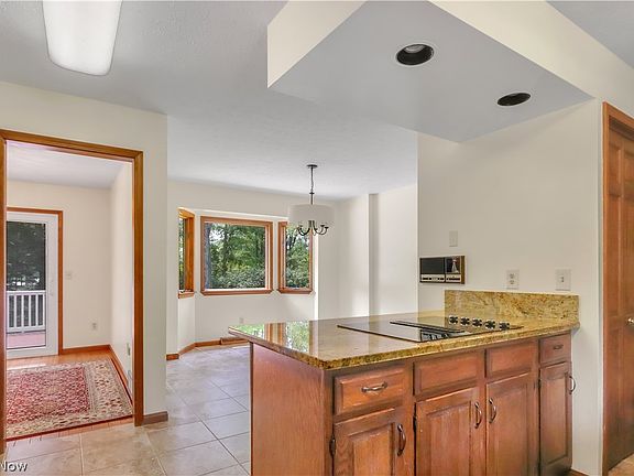 5th image of 11785 Arbor Glen Dr