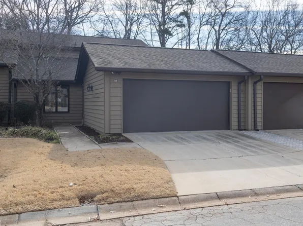 218 Goldfinch Cir, Greer, SC 29650