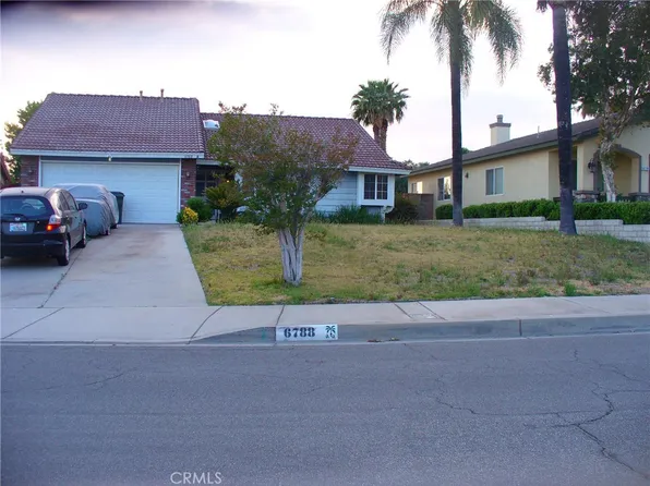 6788 Mountain Ave, Highland, CA 92346