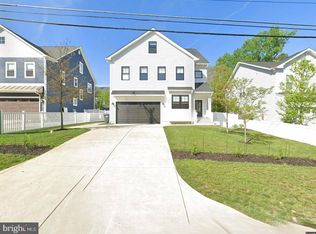 4222 Lamarre Dr, Fairfax, VA