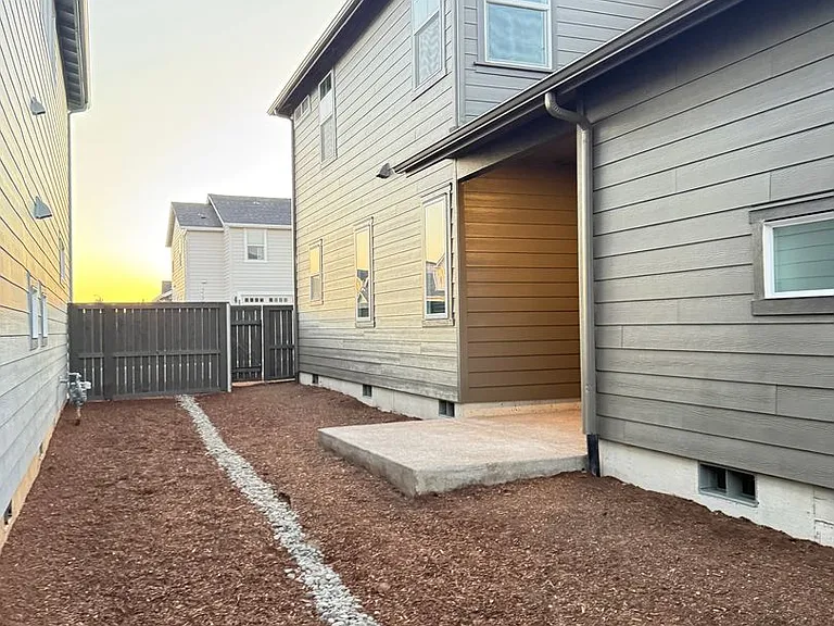 2451 N Villa Rd — Photo 25
