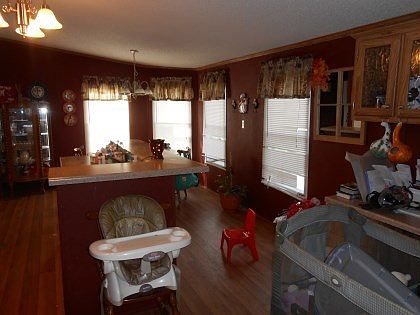5th image of 370 Columbia Road 82 W