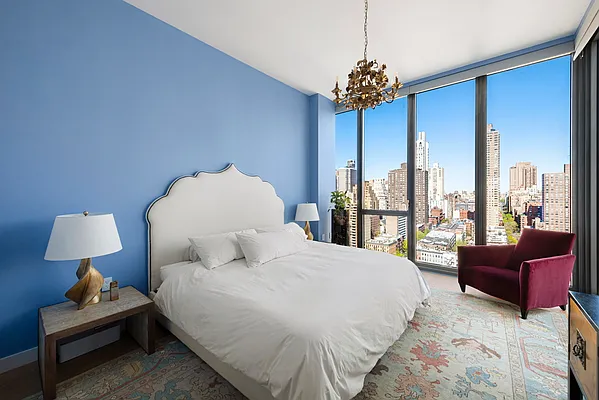 Sold by Triplemint | media 14