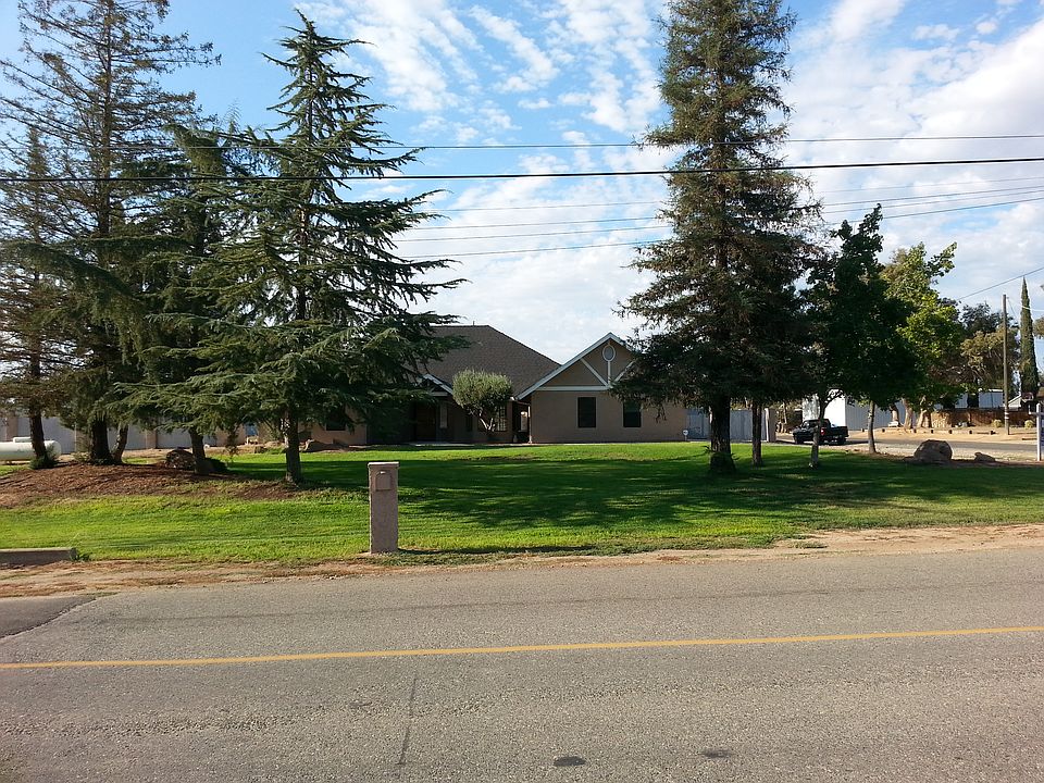 2nd image of 37729 Berkshire Dr