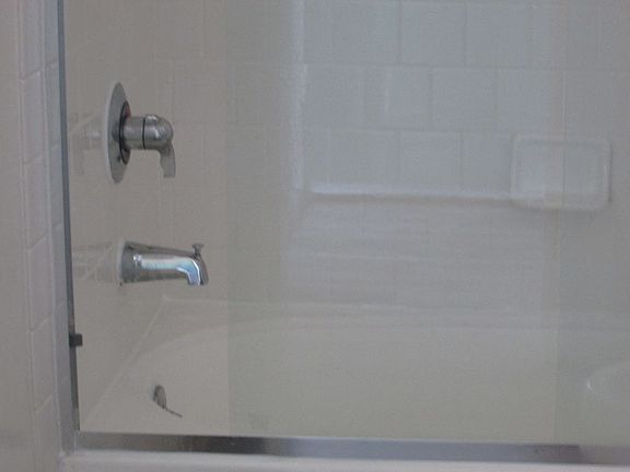 4th image of 3339 S Canfield Ave #220