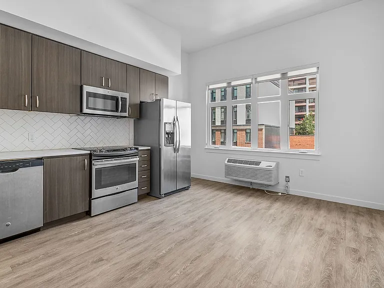 11 Marche Apartments — Photo 14