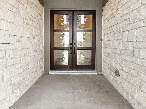 4th image of 3064 Green Grange Ln