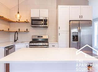 1347 W Ancona St #2A, Chicago, IL 60642