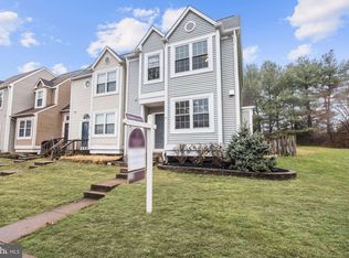 5650 Thorndyke Ct, Centreville, VA 20120