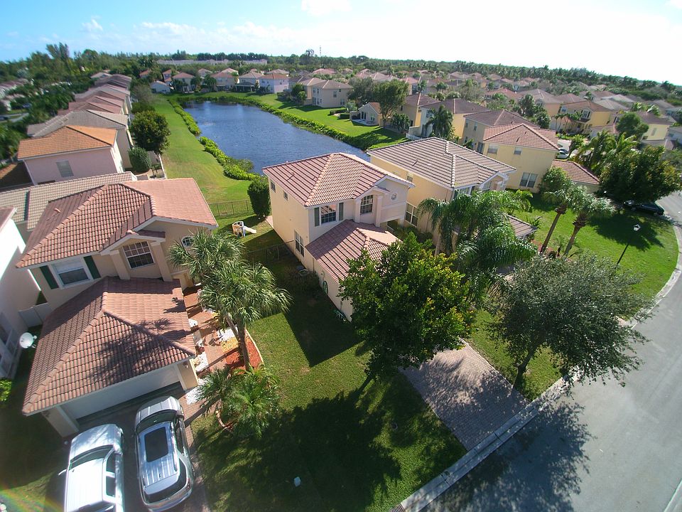 1st image of 5161 Aurora Lake Cir