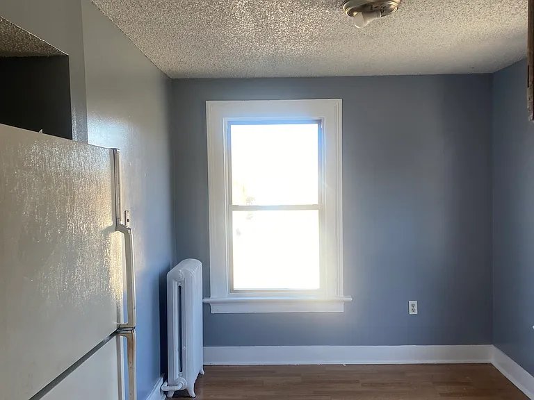 308 N Main St #D — Photo 6