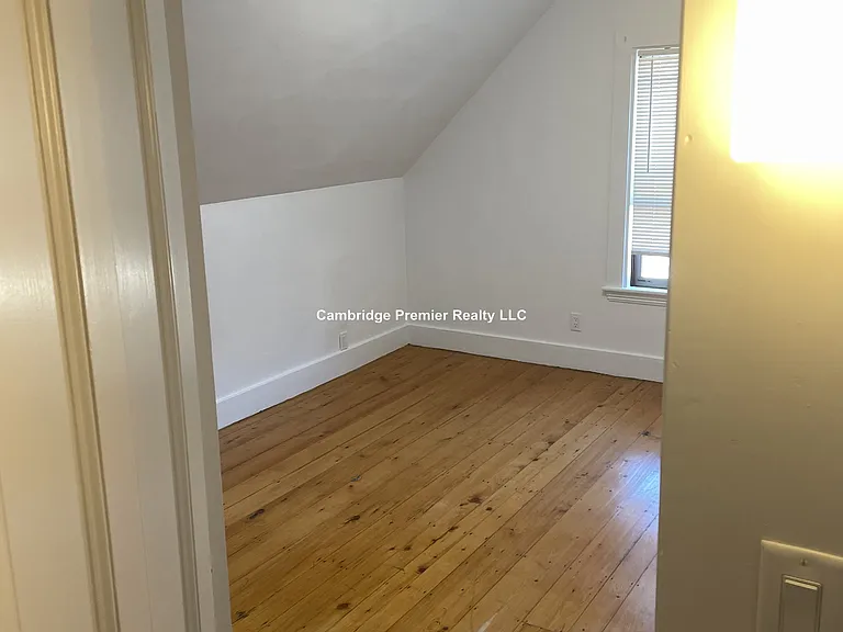 32 Healey St #3 — Photo 13
